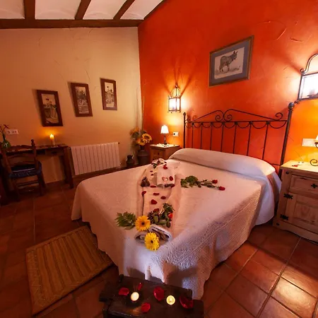 Apartamentos La Granja Hinojares Exterior photo